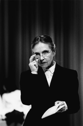 foto une Belle Enfant Blonde / A Young, Beautiful Blonde Girlâ€¨ 3