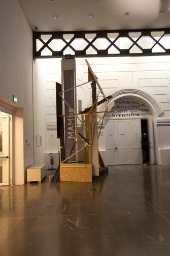 Hurly Burly Dr. Team 8