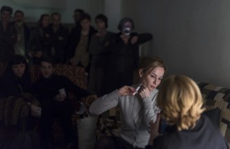 Speak in Tongues Raum 08