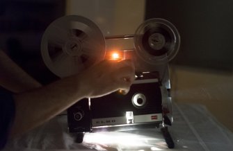 Foto Into the Home Movies 12