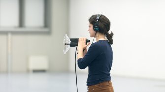 Foto ANUBI IS NOT A DOG 03