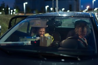 Foto THIS INSTEAD 10