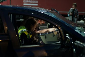 Foto THIS INSTEAD 11